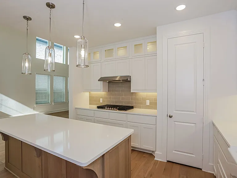 2852 Holland Ct — Photo 8