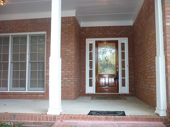 5th image of 1400 Barrett Place Ln