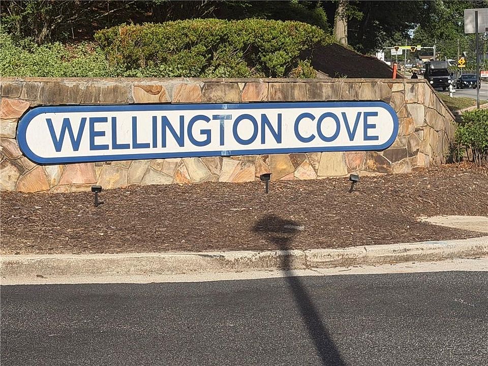 1st image of 2270 Wellington Cir