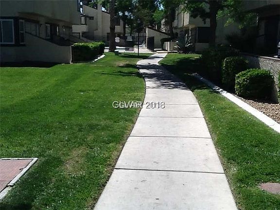 5th image of 5025 Spencer St Unit D