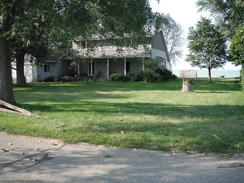 1st image of 9922 Shore Dr