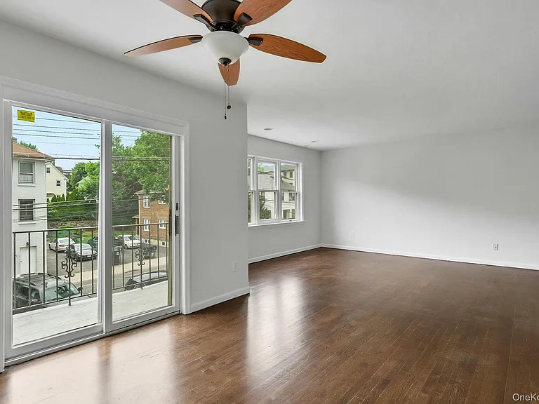 54 Washington St #2 — Photo 8