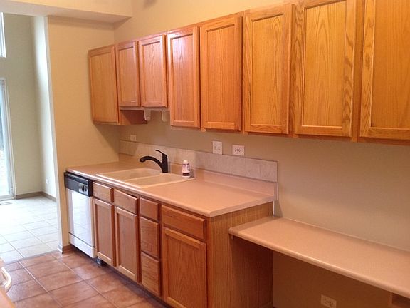 5th image of 161 Lilac Ln