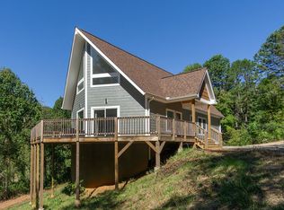 27 M L Reagan Dr, Candler, NC 28715