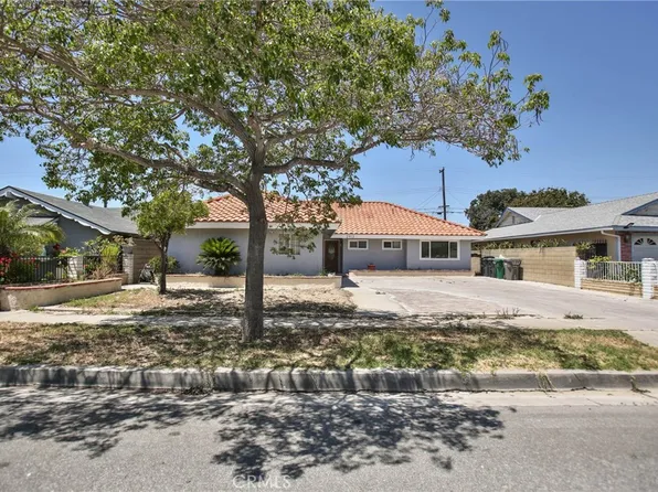 2913 W Willits St, Santa Ana, CA 92704