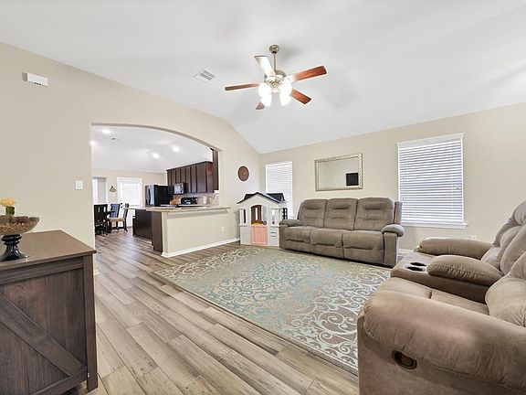 2nd image of 3707 Arbor Trails Dr