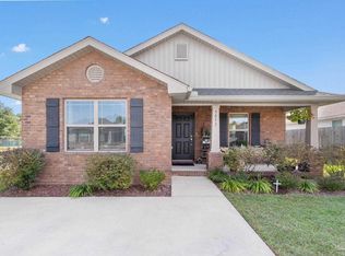 5073 Carmell Ridge Cir, Milton, FL 32570