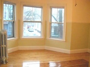 29 Grant St APT 6, Portland, ME 04101