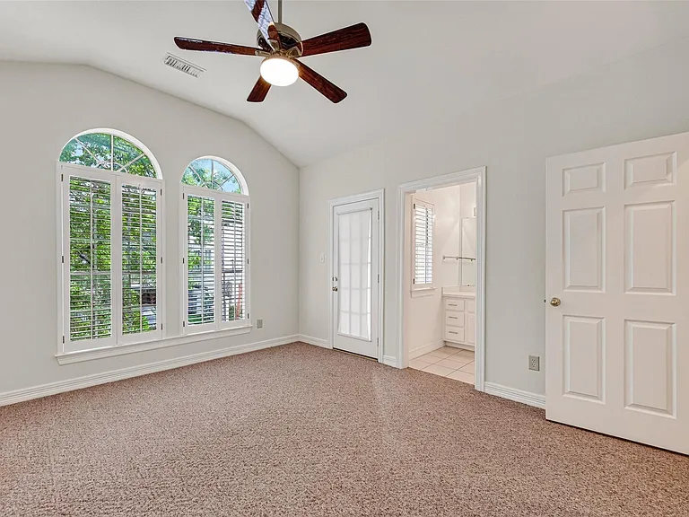 3619 W Clay St — Photo 14