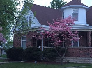 210 W Spruce St, Shelbina, MO 63468