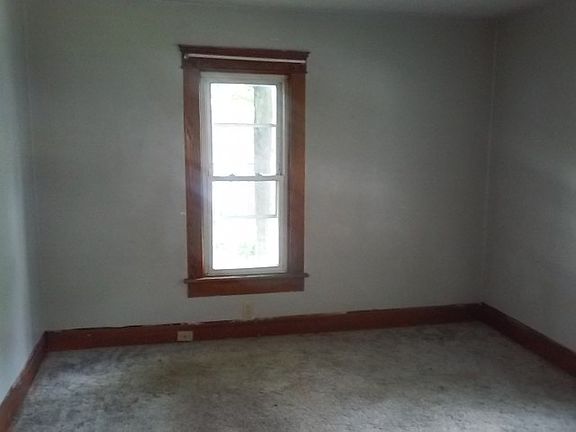 5th image of 181 E Bergey St