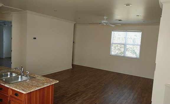 3rd image of 5243 Tchoupitoulas St