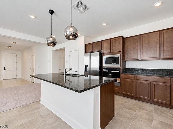 5th image of 7823 Lacemaker Ct