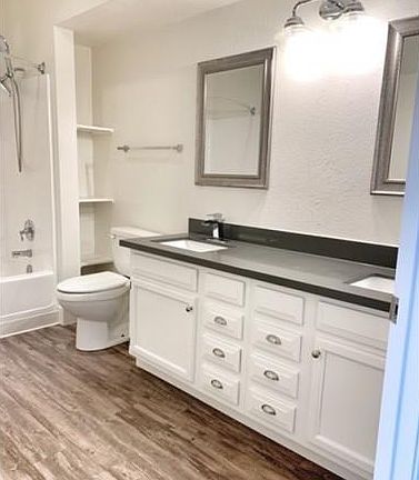 5th image of 6000 Sunhill Cir #D346c3f00