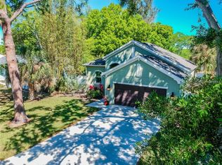 241 36th Ave NE, Saint Petersburg, FL 33704