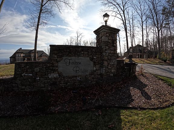 4th image of 7275 Falcon Bluff Dr