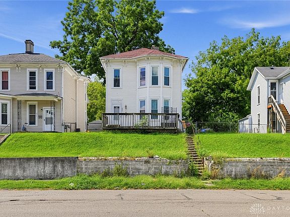 3rd image of 207 S Shaffer St