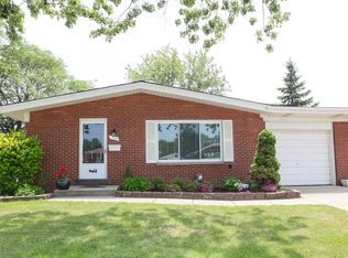 11474 Gerald Dr, Warren, MI 48093