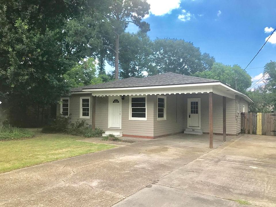 1st image of 128 Belle Dame Dr