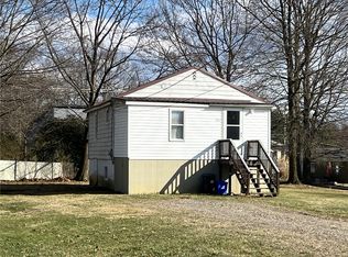 967 Josephine Ave, Indiana, PA 15701