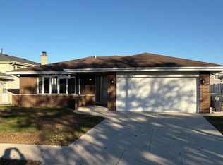 17249 School St, South Holland, IL 60473