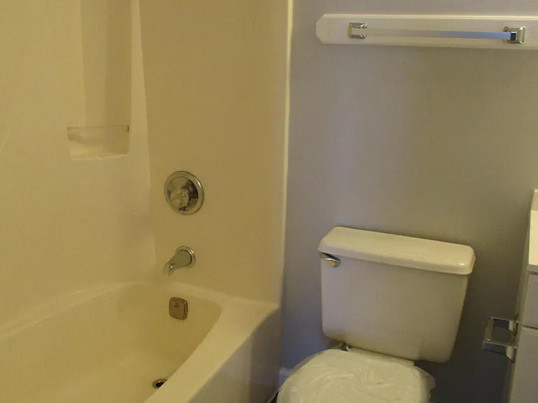 1222 Stephen Dr #1 — Photo 12