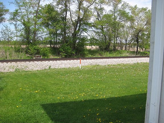 4th image of 2115 Highway 6 Trl