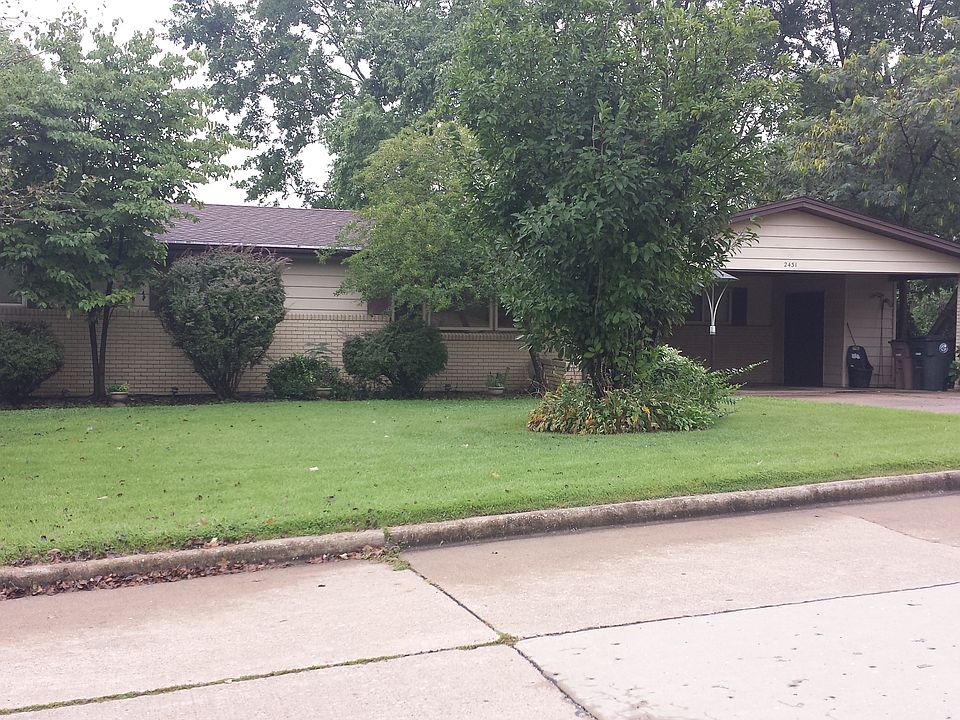 1st image of 2431 Lynnwood Dr