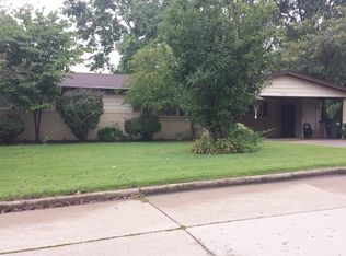 2431 Lynnwood Dr, Cape Girardeau, MO 63701