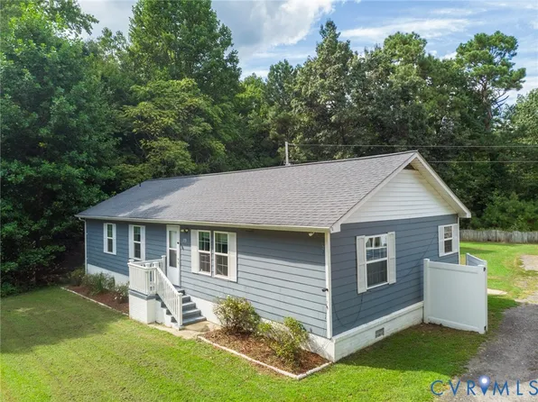 173 Antioch Rd, Warfield, VA 23889