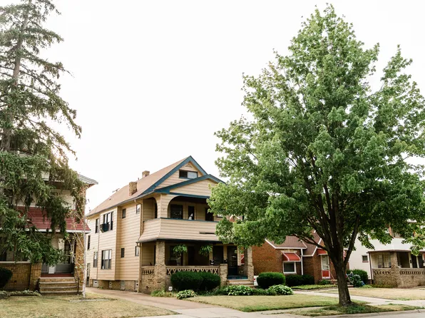 2196 Bunts Rd, Lakewood, OH 44107