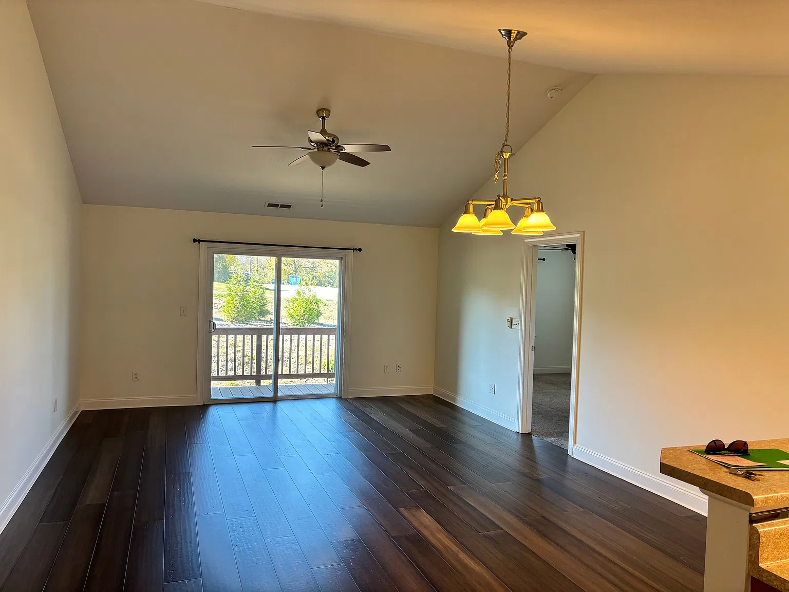 2 bed, $1,650 — Photo 4