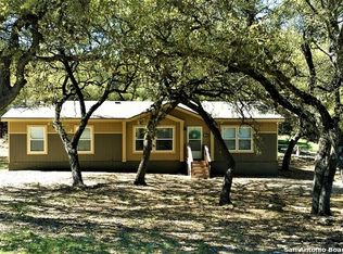 399 Doe Ln, Canyon Lake, TX 78133