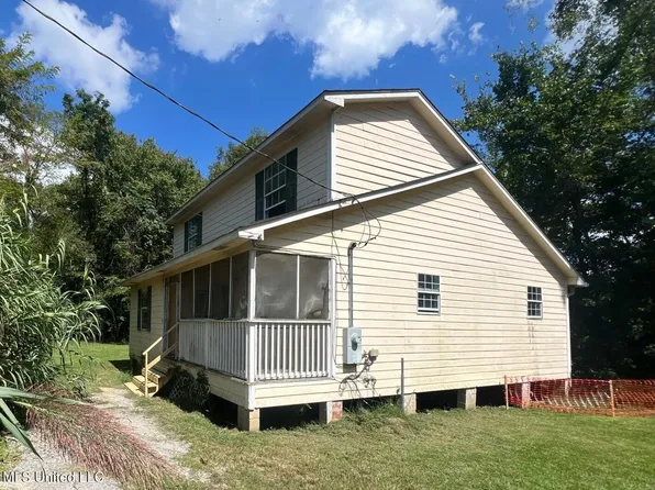 68 Dana Rd, Vicksburg, MS 39180