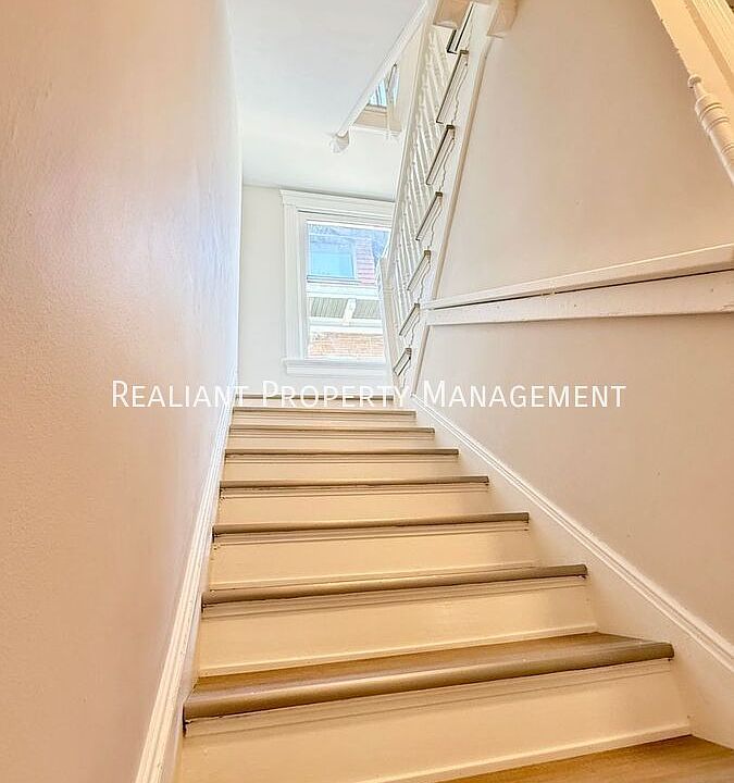 1st image of 3553 Bevis Ave #3