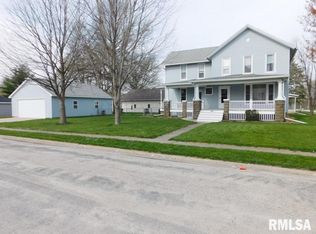 1002 9th St, Orion, IL