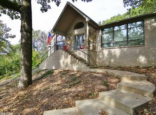 10 Woodglen Rd, Little Rock, AR 72207