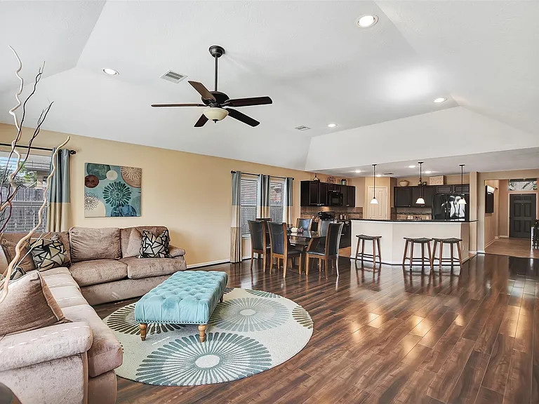 9706 Lockhart Reach Ln — Photo 11