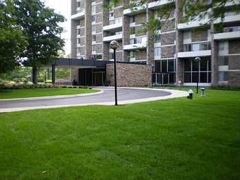 3rd image of 1000 Urlin Ave APT 608