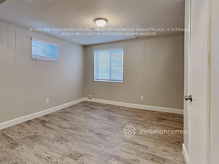 8575 Pepperridge Dr — Photo 14