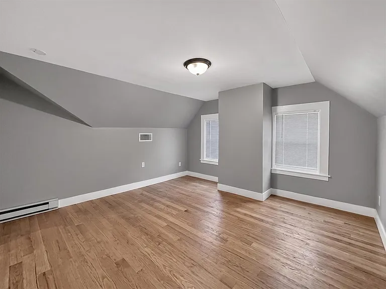 70 Holbrook Ave #R — Photo 17