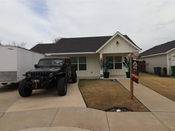 309 Thomas St, Terrell, TX 75160