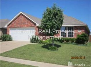 12129 Bellegrove Rd, Burleson, TX 76028