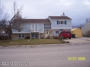 3305 Alberta Dr, Gillette, WY 82718