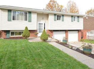 393 Springwood Dr, Verona, PA