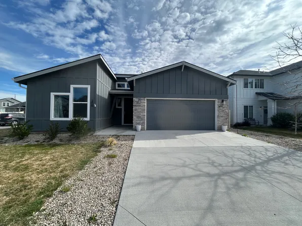 206 S Iceberg Lake Ave, Meridian, ID 83642