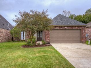 11035 N Shoreline Ave, Baton Rouge, LA 70809
