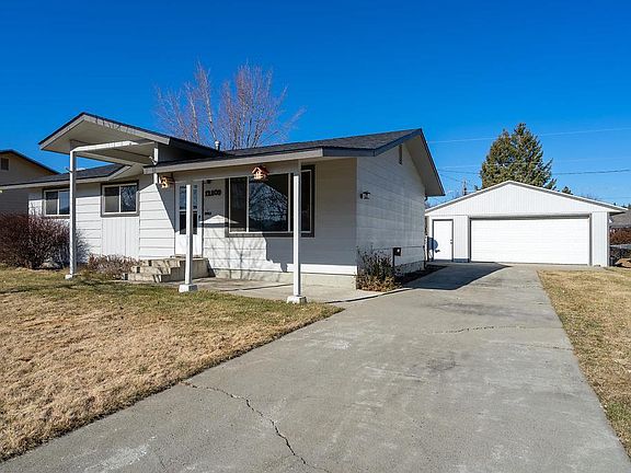 2nd image of 12809 E 31st Ave