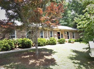 4 Kingsley Ct, Mauldin, SC 29662