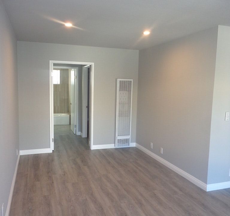 1st image of 1643 N Martel Ave APT 7